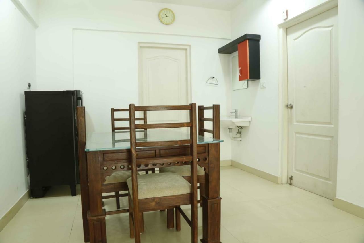 Traven Homes Infopark Kakkanad Corporate Suit Rooms Kochi Exterior photo